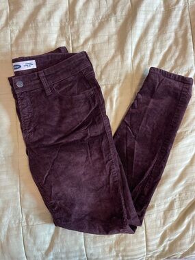 Old Navy Brown Women’s Skinny Corduroy Jeans size 6